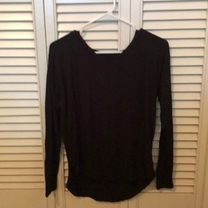 NWT Women’s Black Long Sleeve T-Shirt